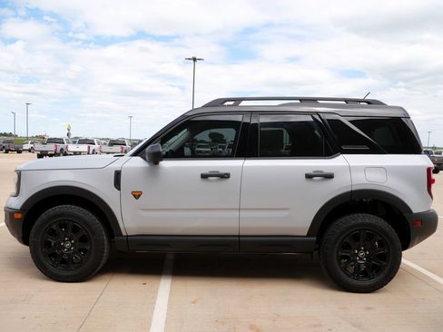 New 2026 Ford Bronco Sport Badlands w/ Badlands Tech Package AWD/4WD image 3