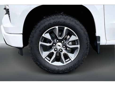 Used 2024 Chevrolet Silverado 1500 RST image 34