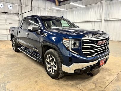Used 2023 GMC Sierra 1500 SLT w/ SLT Premium Package