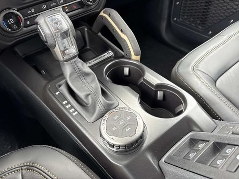 New 2026 Ford Bronco Badlands AWD/4WD image 29