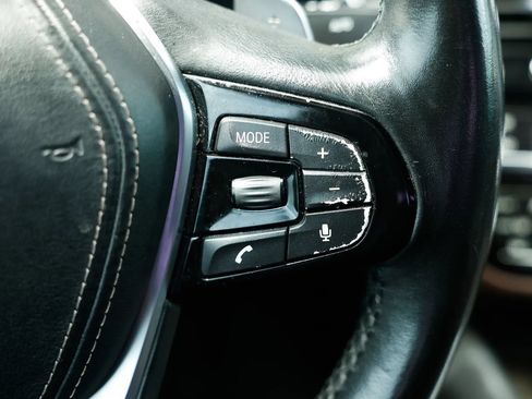 Used 2018 BMW 530i xDrive AWD/4WD image 27