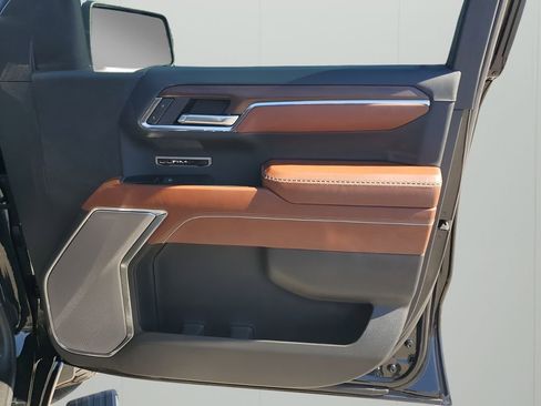 Certified 2024 GMC Sierra 1500 Denali Ultimate image 13