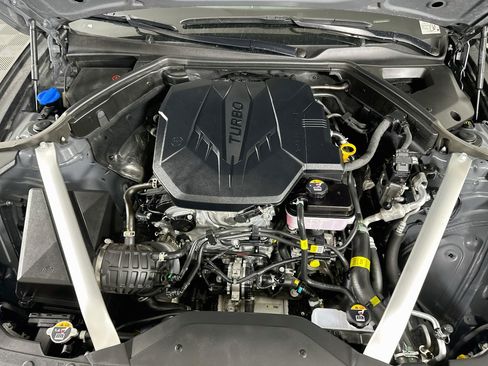 Used 2026 Genesis G70 2.5T RWD image 32