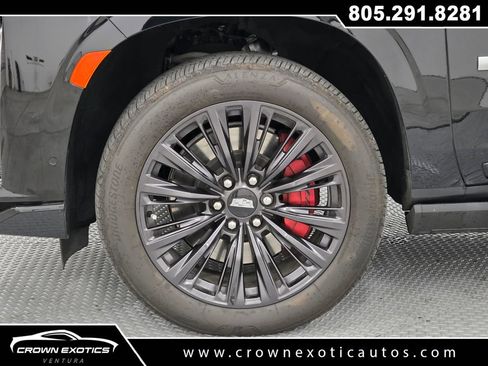 Used 2024 Cadillac Escalade V w/ LPO, ONYX Package AWD/4WD image 5