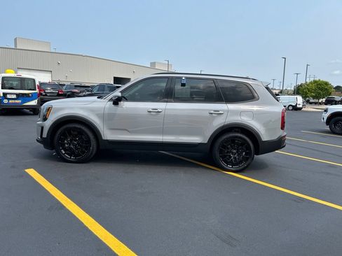 Used 2021 Kia Telluride EX w/ EX Premium Package AWD/4WD image 10