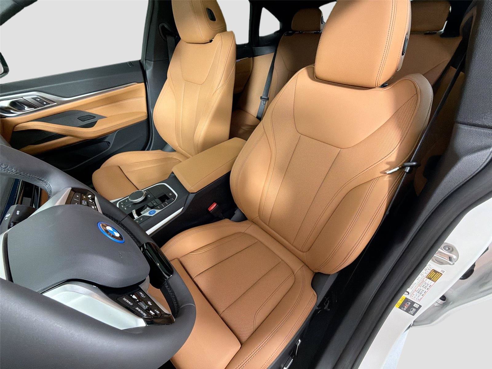 New 2026 BMW i4 xDrive40i w/ Premium Package AWD/4WD image 42