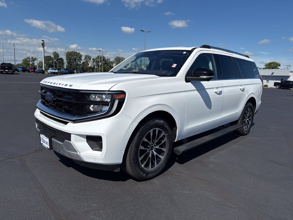 Used 2025 Ford Expedition Max Platinum AWD/4WD image 5