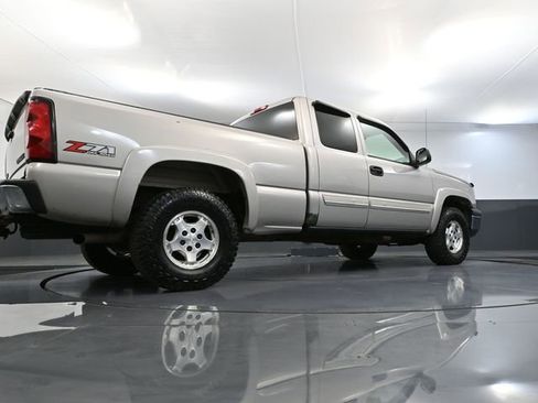 Used 2004 Chevrolet Silverado 1500 w/ Light Duty Power Package image 48