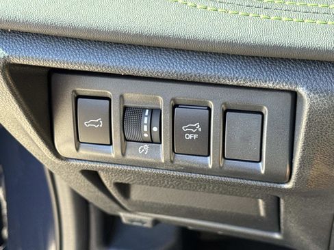 Used 2025 Subaru Outback Onyx Edition image 29