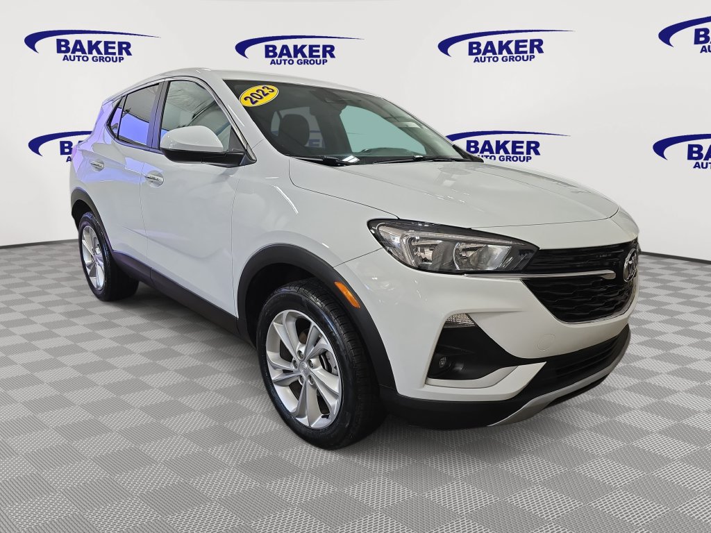 Used 2023 Buick Encore GX Preferred w/ Cold Weather Comfort Package AWD/4WD image 3