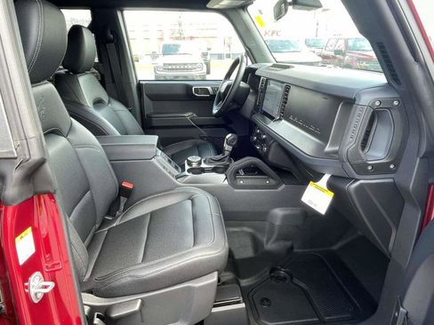 New 2025 Ford Bronco Big Bend w/ Black Diamond Package AWD/4WD image 21