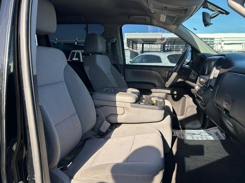 Used 2018 Chevrolet Silverado 1500 Custom w/ Custom Convenience Package RWD image 28