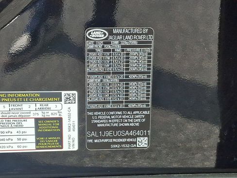 Used 2025 Land Rover Range Rover Sport AWD/4WD image 27