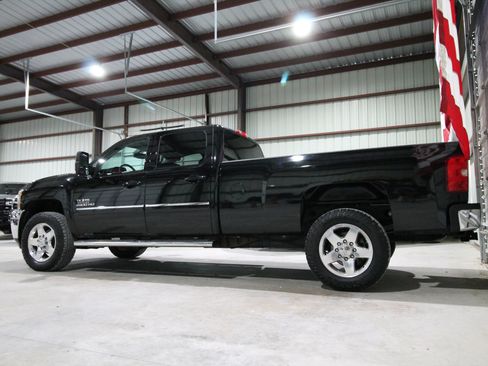 Used 2014 Chevrolet Silverado 2500 LT w/ Texas Edition AWD/4WD image 7