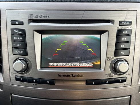 Used 2014 Subaru Outback 2.5i Limited image 23