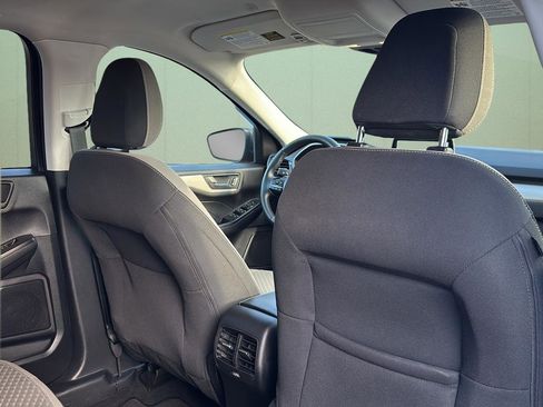 Used 2022 Ford Escape SE w/ Convenience Package image 48
