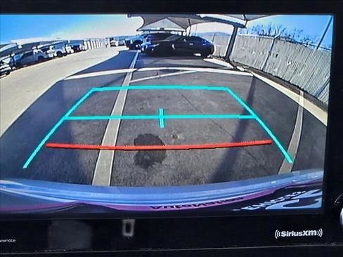 Used 2021 Toyota Corolla LE image 14