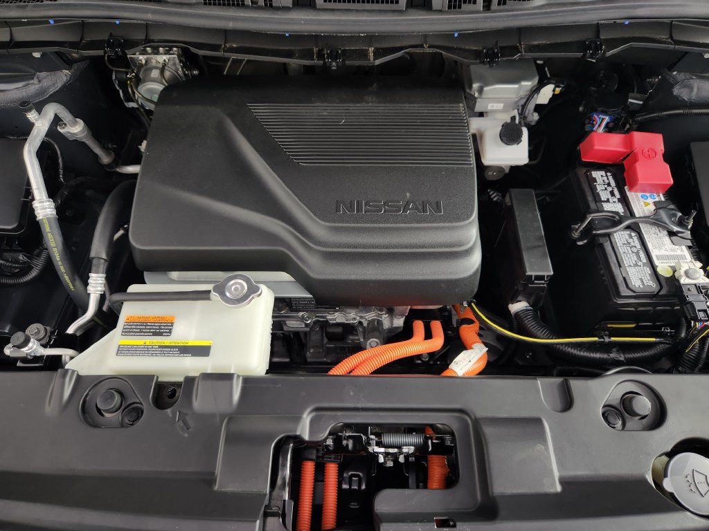 Used 2025 Nissan Leaf S FWD image 30
