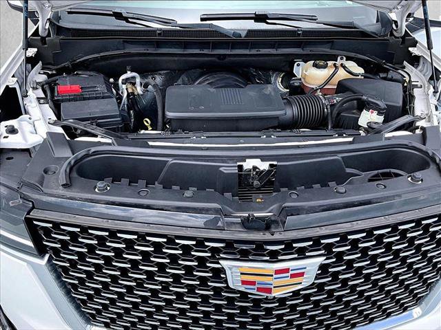 Used 2023 Cadillac Escalade Premium Luxury AWD/4WD image 11