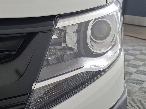 Used 2019 Chevrolet Colorado ZR2 image 13