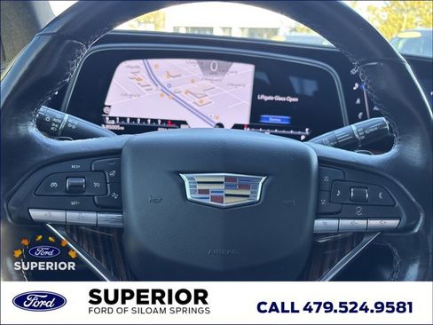 Used 2022 Cadillac Escalade ESV Luxury w/ LPO, Illumination Package image 29