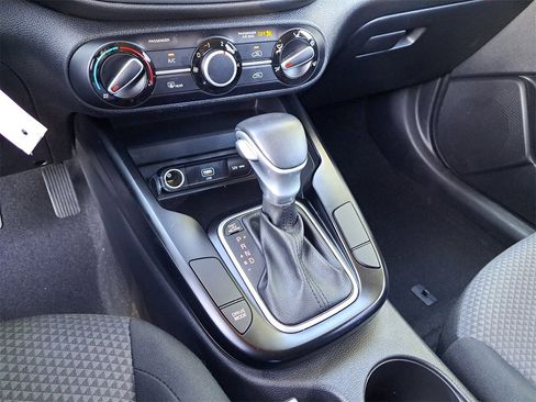 Used 2021 Kia Soul X-Line image 22