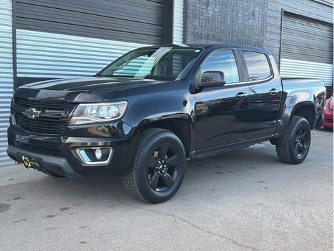 Used 2016 Chevrolet Colorado LT w/ Midnight Edition image 5