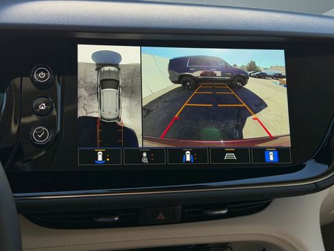 Used 2022 Buick Envision Avenir w/ Technology Package II image 28