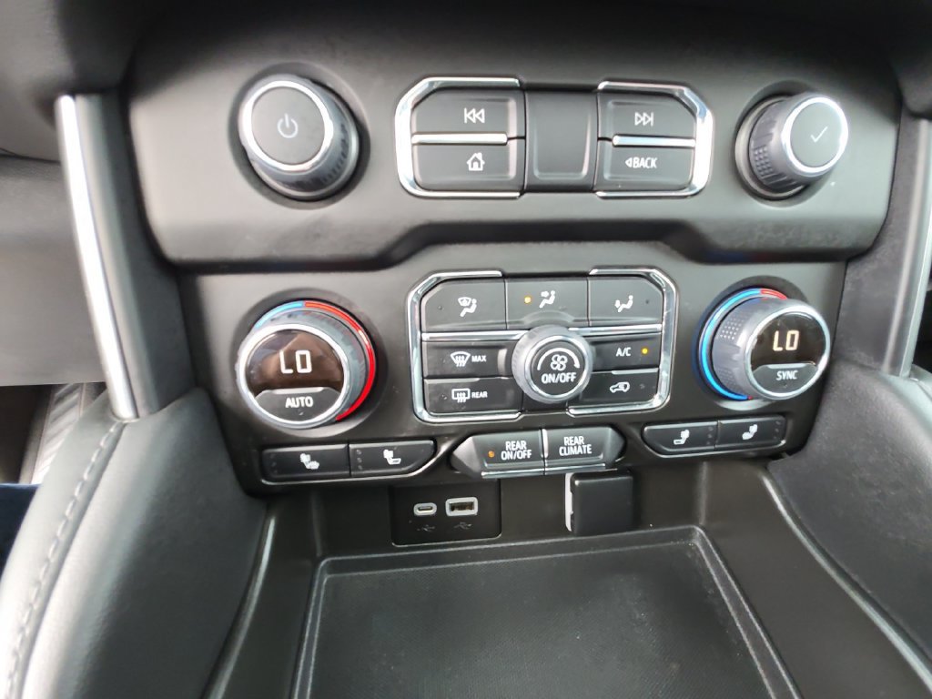 Used 2022 Chevrolet Tahoe LT AWD/4WD image 17