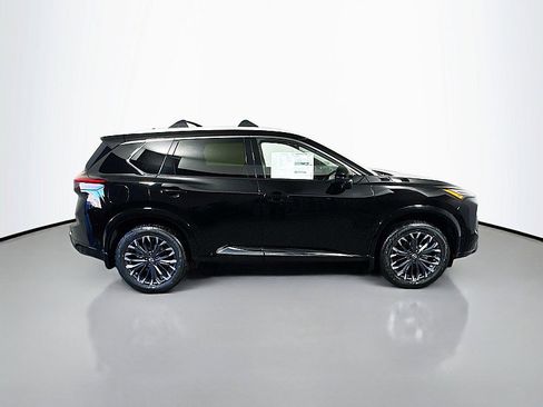 New 2026 Nissan Rogue Platinum w/ Platinum Premium Package image 8