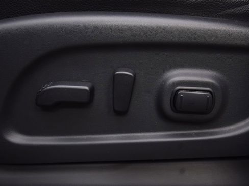 Used 2020 Nissan Titan PRO-4X w/ Pro-4x Convenience Package image 29