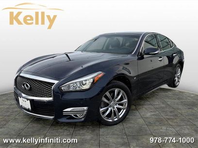 Certified 2019 INFINITI Q70 Luxe
