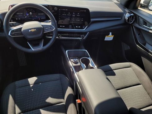 New 2026 Chevrolet Equinox LT image 10