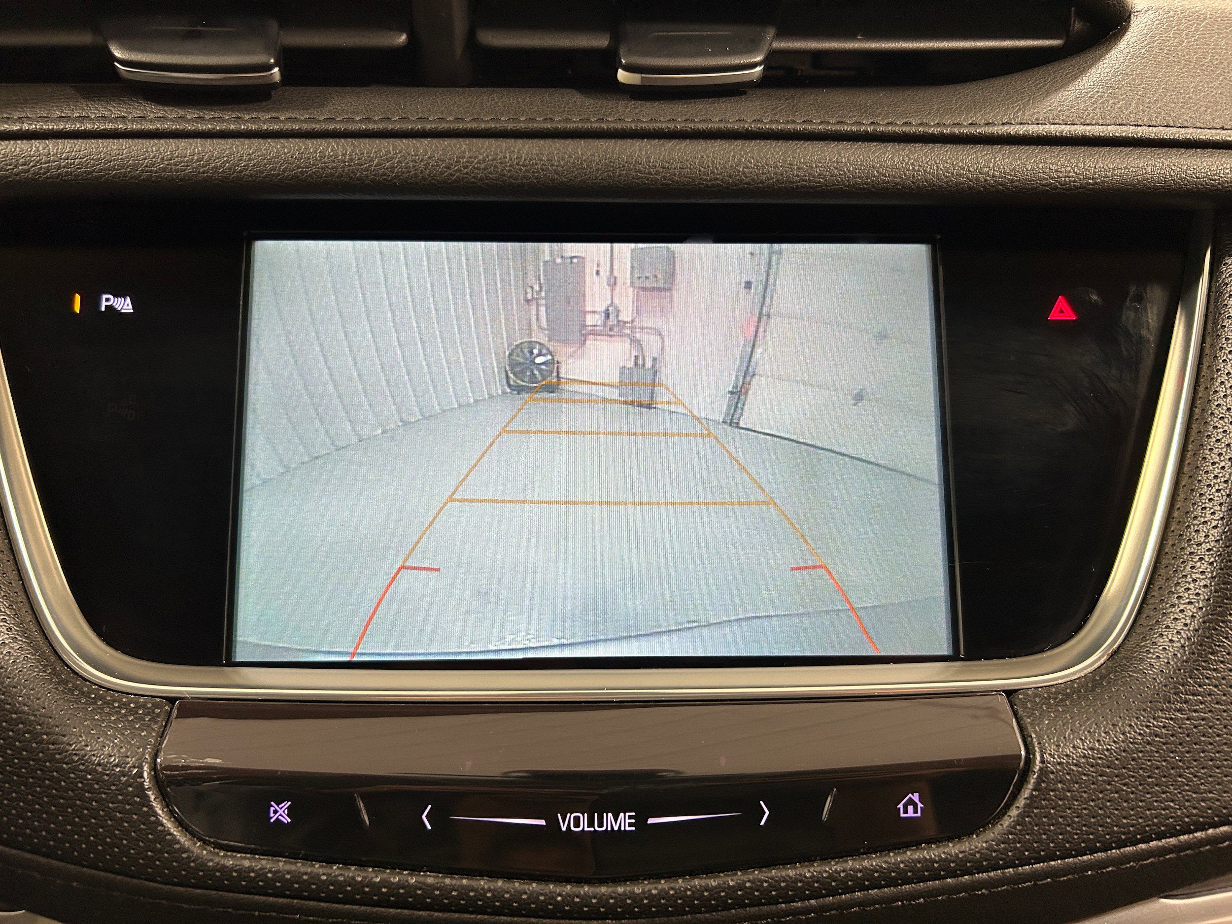 Used 2018 Cadillac XT5 Premium Luxury AWD/4WD image 9