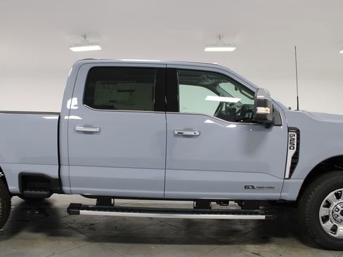 New 2026 Ford F250 Lariat w/ Chrome Package image 10