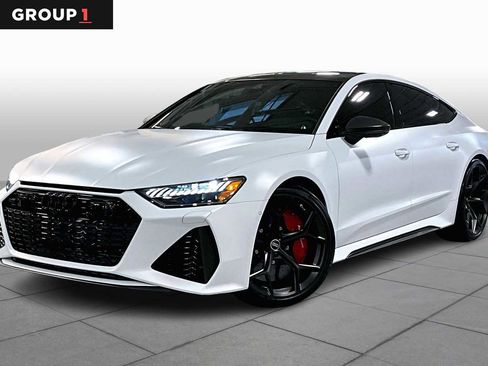 Used 2025 Audi RS 7 Performance w/ Matte Carbon Package image 1