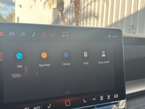 New 2026 Volkswagen Tiguan SE R-Line FWD image 16