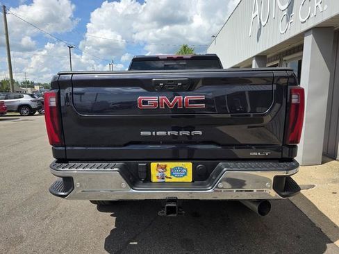 Used 2024 GMC Sierra 2500 SLT w/ SLT Premium Package AWD/4WD image 6