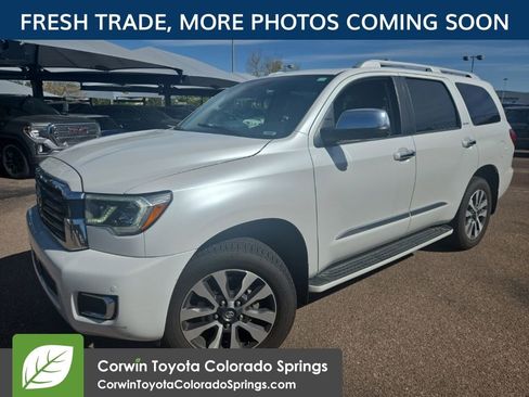 Used 2022 Toyota Sequoia Limited AWD/4WD image 3