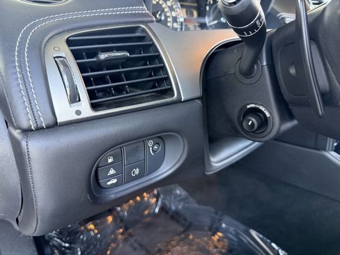 Used 2010 Jaguar XK Convertible image 22