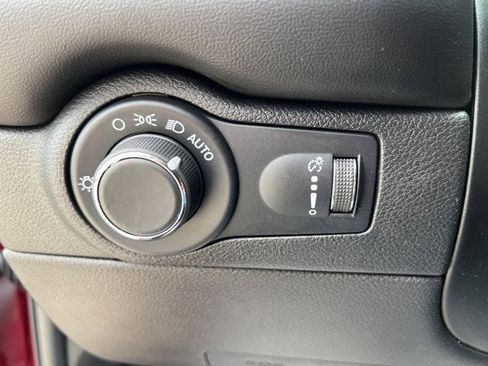 Certified 2024 Dodge Durango GT image 18