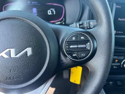 Used 2024 Kia Soul LX w/ Option Group 015 FWD image 12