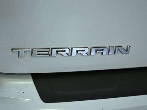 Used 2017 GMC Terrain SLE image 10