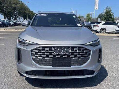 Used 2025 Audi Q5 Prestige AWD/4WD image 2