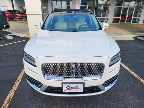 Used 2020 Lincoln Nautilus Reserve w/ Equipment Group 202A image 17