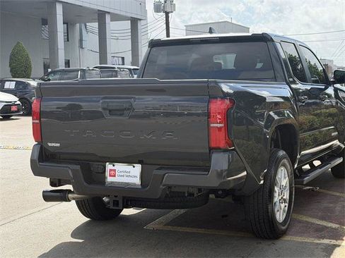 Certified 2025 Toyota Tacoma SR5 image 7