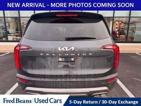 Used 2022 Kia Telluride EX image 6