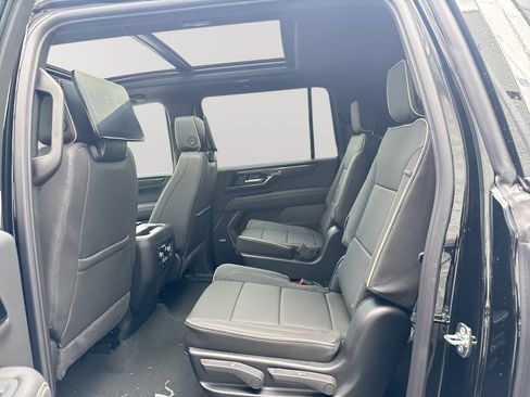 New 2026 GMC Yukon XL Elevation w/ Elevation Premium Package AWD/4WD image 26