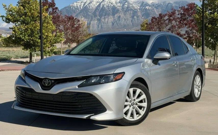 Used 2020 Toyota Camry LE w/ Carpet Mat Package FWD image 1