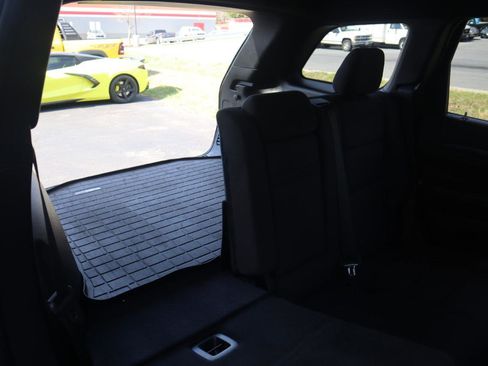 Used 2019 Jeep Grand Cherokee Laredo w/ 18" Wheel & 8.4" Radio Group image 49